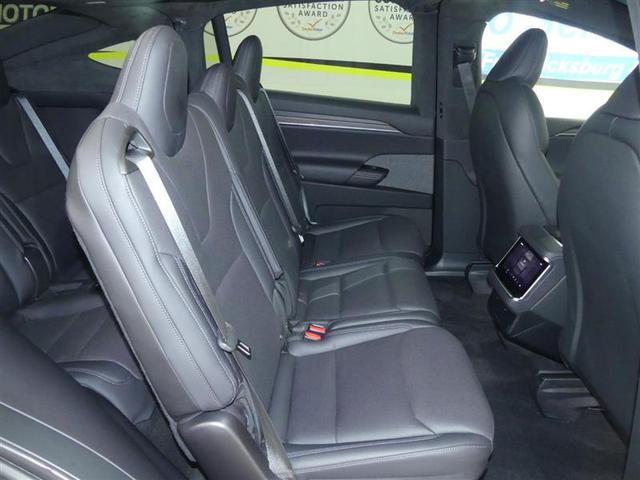 Photo of 2022 Solid Black Tesla Model X