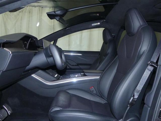 Photo of 2022 Solid Black Tesla Model X