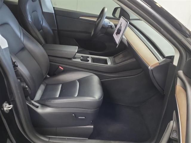Photo of 2023 Solid Black Tesla Model Y