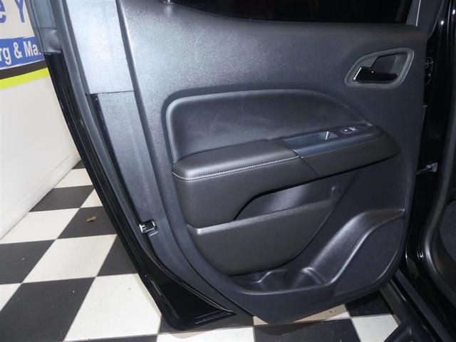 Photo of 2022 Onyx Black GMC Canyon