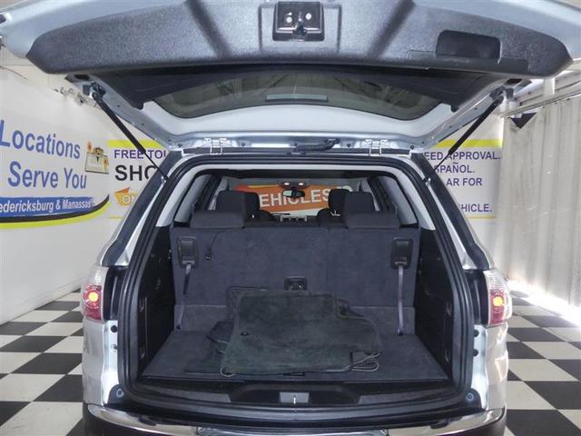 Photo of 2012 Quicksilver Metallic GMC Acadia