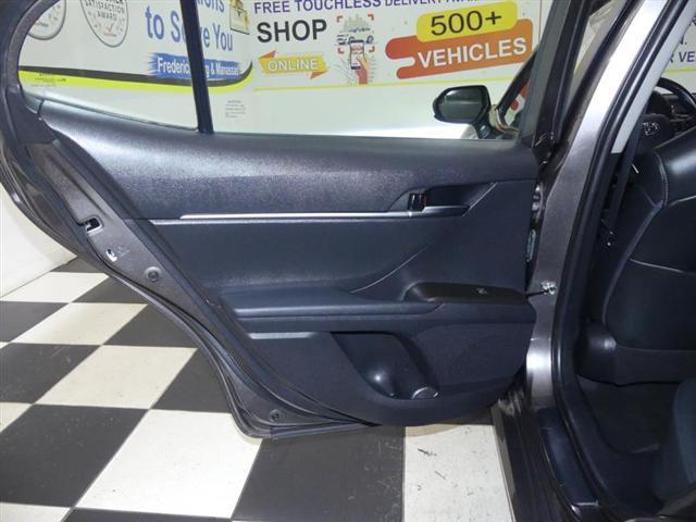 Photo of 2021 Predawn Gray Mica Toyota Camry