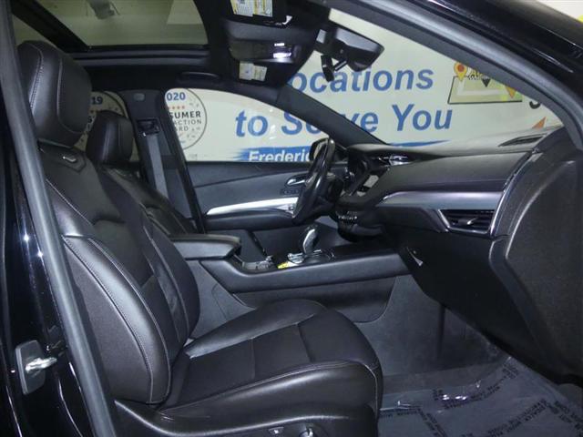 Photo of 2019 Stellar Black Metallic Cadillac XT4