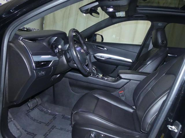 Photo of 2019 Stellar Black Metallic Cadillac XT4