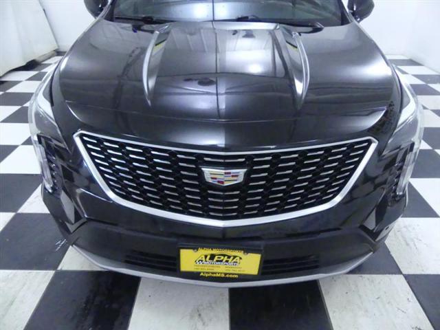 Photo of 2019 Stellar Black Metallic Cadillac XT4