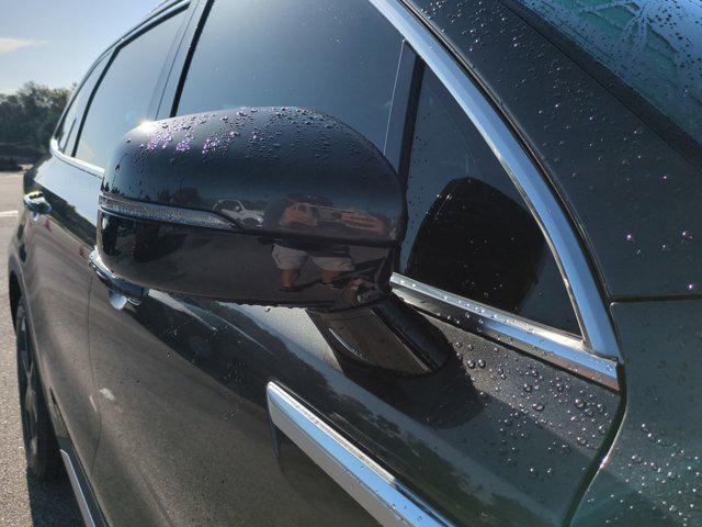 Photo of 2025 Interstellar Gray Kia Sorento Hybrid
