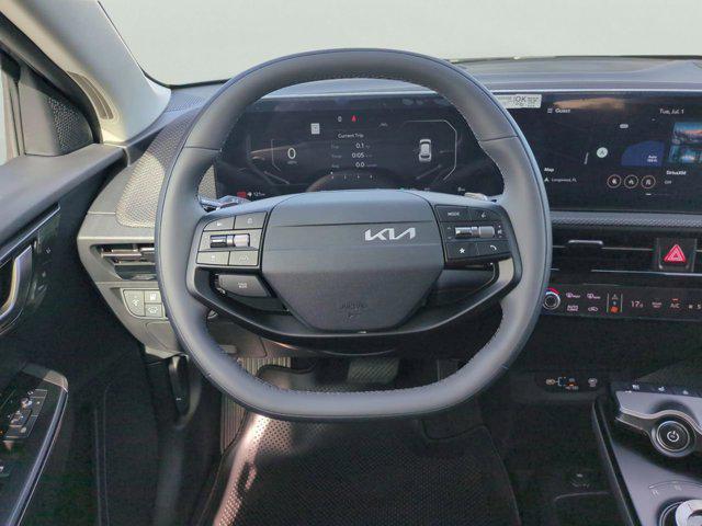 Photo of 2025 Midnight Lake Blue Kia EV6