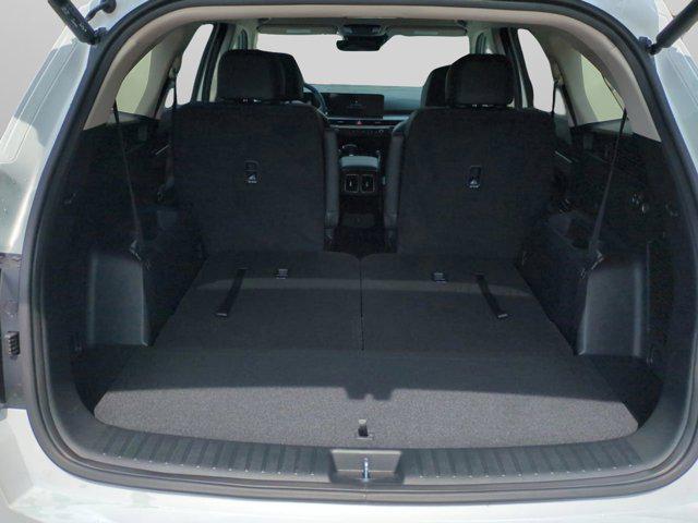 Photo of 2025 Glacial White Pearl Kia Sorento