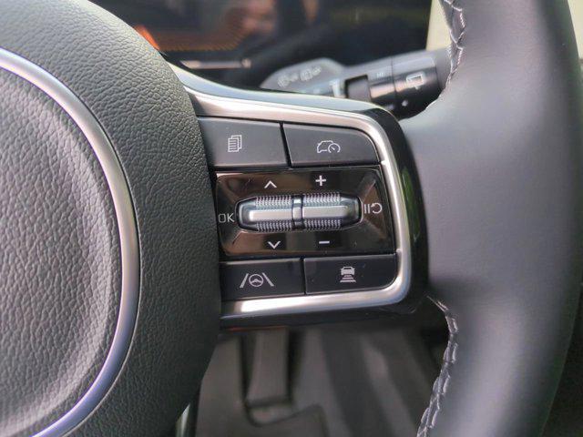Photo of 2025 Glacial White Pearl Kia Sorento