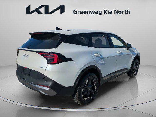 Photo of 2026 Snow White Pearl Kia Sportage