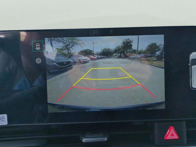 Photo of 2025 Deep Chroma Blue Kia Carnival
