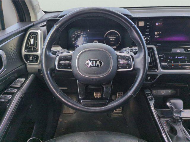 Photo of 2021 Ebony Black Kia Sorento