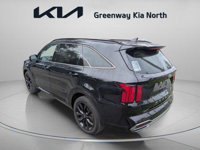 Photo of 2021 Ebony Black Kia Sorento
