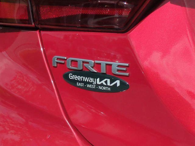 Photo of 2023 Currant Red Kia Forte