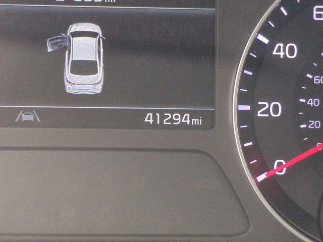 Photo of 2023 Currant Red Kia Forte