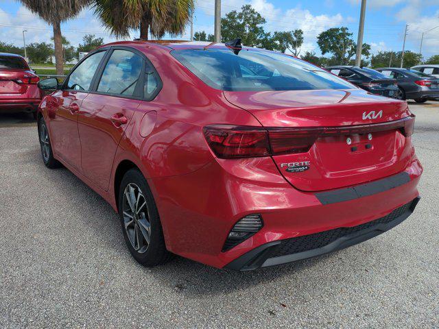 Photo of 2023 Currant Red Kia Forte
