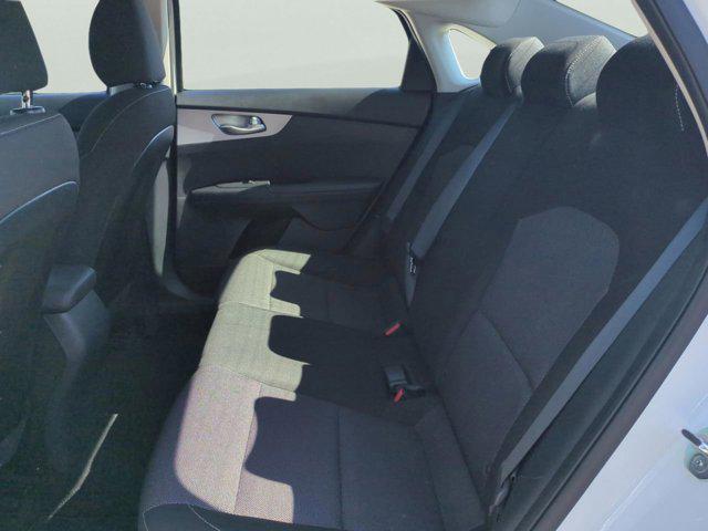 Photo of 2023 Snow White Pearl Kia Forte