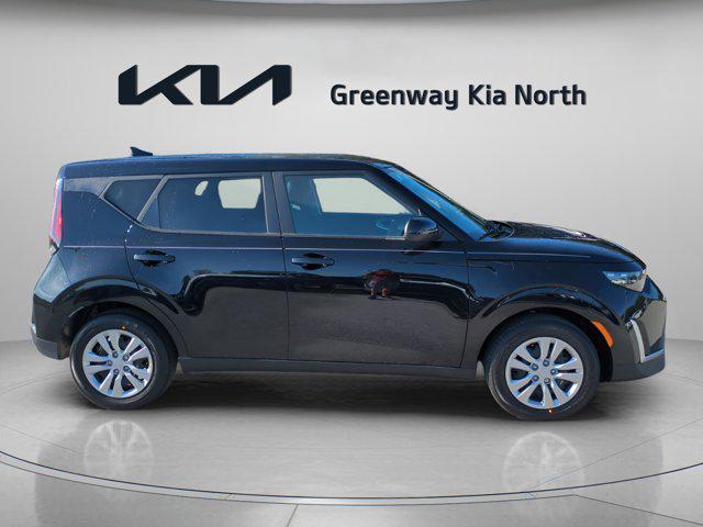 Photo of 2025 Fusion Black Kia Soul