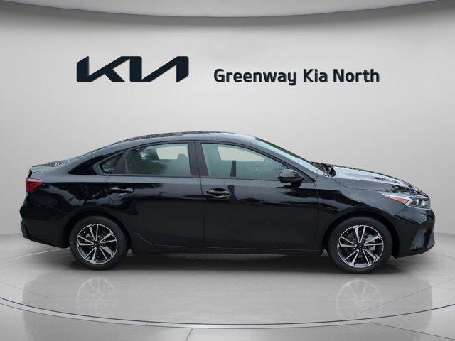 Photo of 2023 Aurora Black Kia Forte