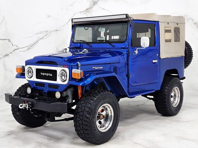 Photo of 1978 Blue Toyota Land Cruiser