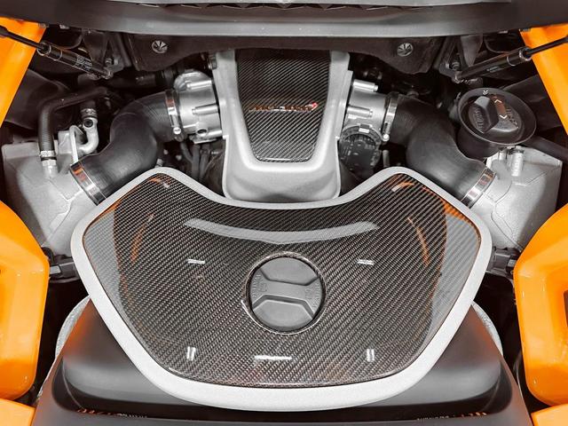 Photo of 2015 Orange McLaren 650S