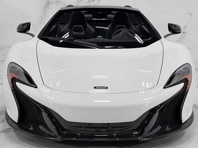 Photo of 2015 White McLaren 650S