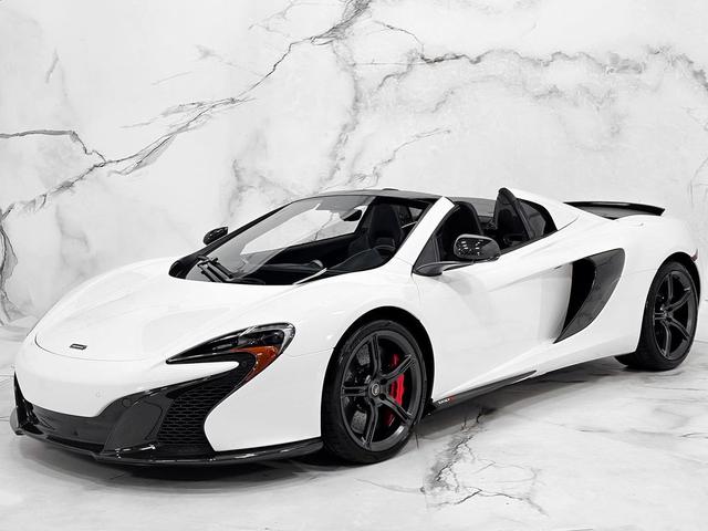 Photo of 2015 White McLaren 650S