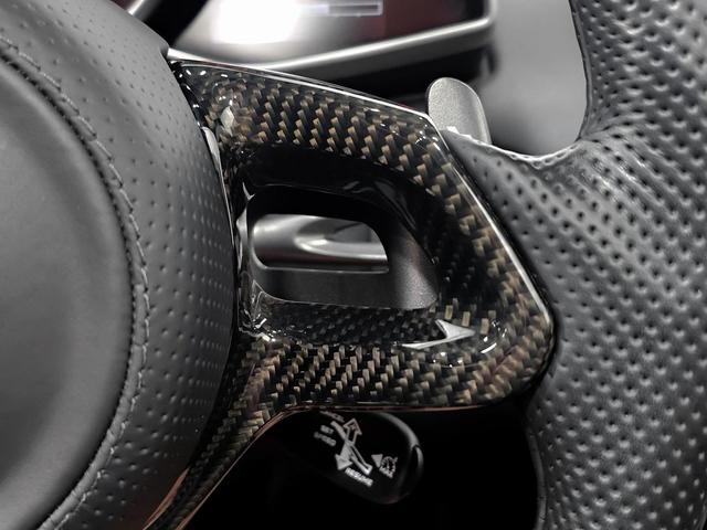 Photo of 2015 White McLaren 650S