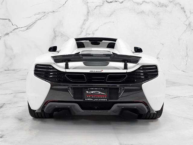 Photo of 2015 White McLaren 650S