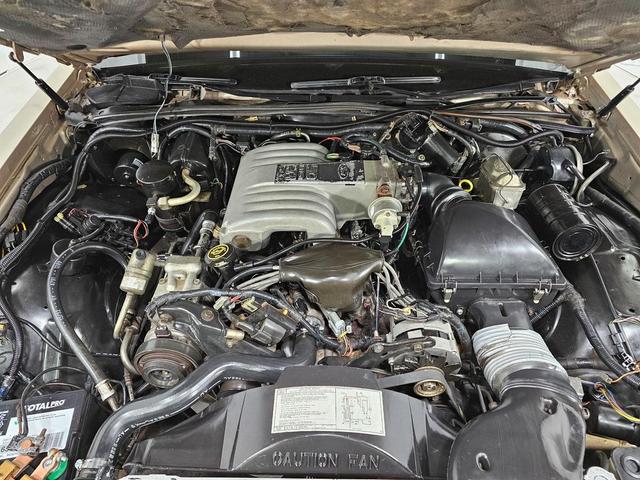 Photo of 1989 Tan Lincoln Town Car