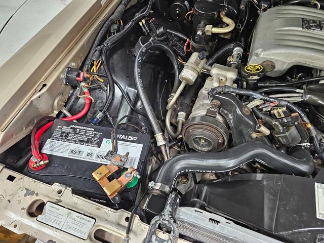 Photo of 1989 Tan Lincoln Town Car