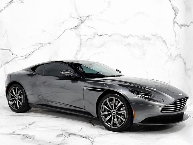 Photo of 2018 Silver Aston Martin DB11