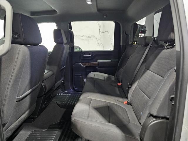 Photo of 2023 Quicksilver Metallic GMC Sierra 2500