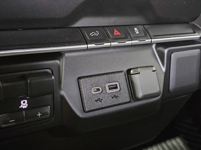 Photo of 2023 Quicksilver Metallic GMC Sierra 2500