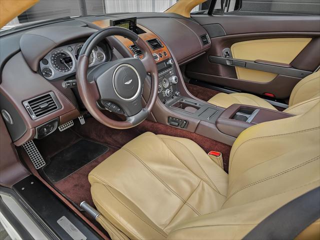 Photo of 2012 Morning Frost White Aston Martin V8 Vantage