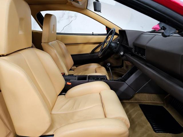 Photo of 1988 Red Ferrari Testarossa