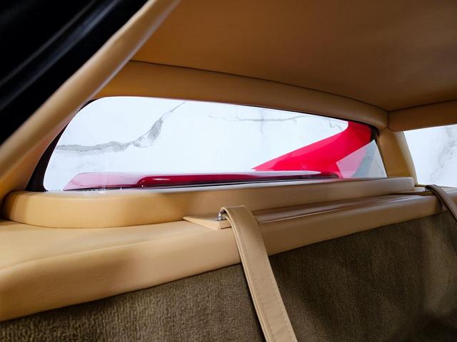 Photo of 1988 Red Ferrari Testarossa