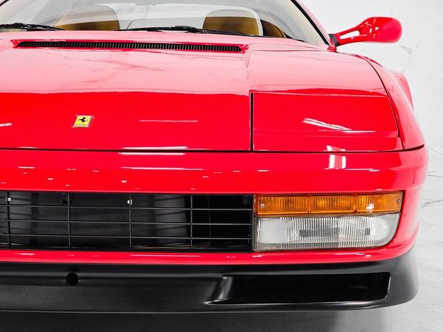 Photo of 1988 Red Ferrari Testarossa