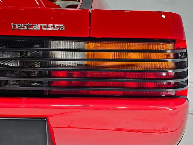 Photo of 1988 Red Ferrari Testarossa