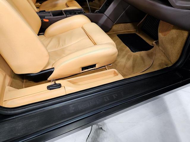 Photo of 1988 Red Ferrari Testarossa