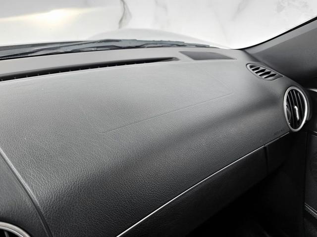 Photo of 2006 Silver Porsche Cayman