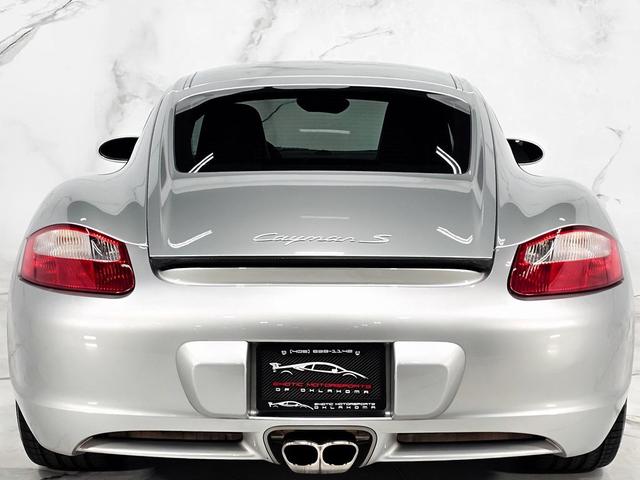 Photo of 2006 Silver Porsche Cayman