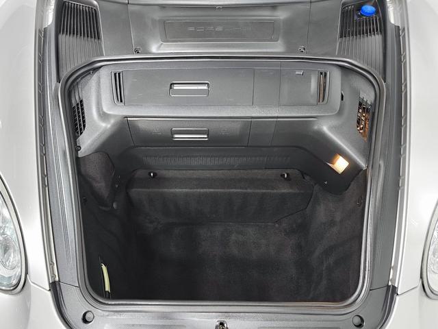 Photo of 2006 Silver Porsche Cayman