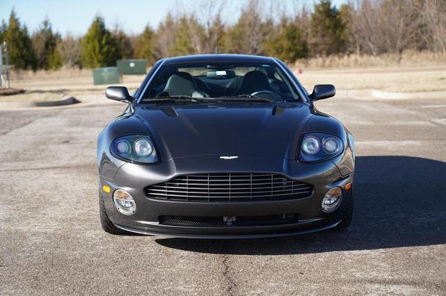 Photo of 2006 Snow Shadow Gray Aston Martin V12 Vanquish