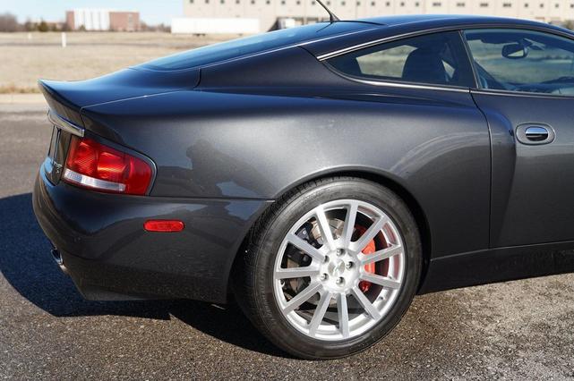 Photo of 2006 Snow Shadow Gray Aston Martin V12 Vanquish