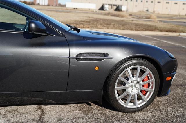 Photo of 2006 Snow Shadow Gray Aston Martin V12 Vanquish
