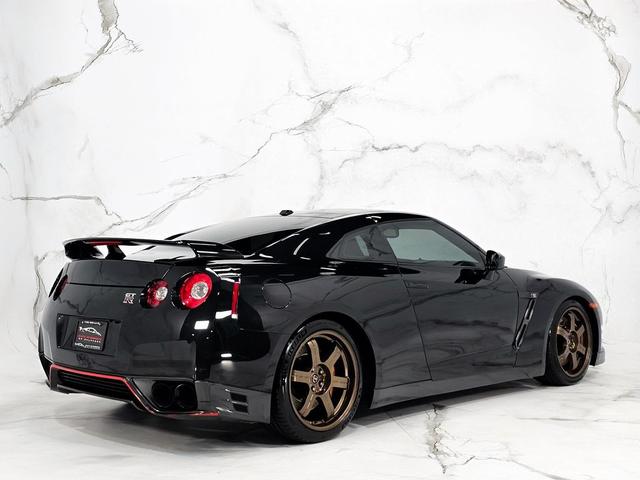 Photo of 2012 Jet Black Nissan GT-R