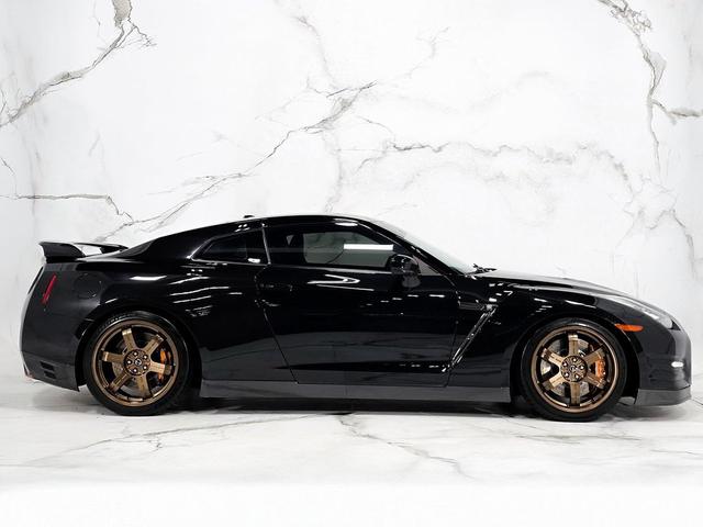 Photo of 2012 Jet Black Nissan GT-R