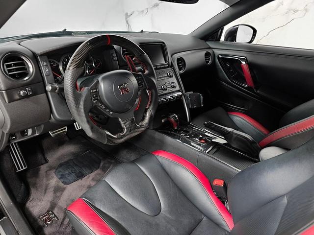 Photo of 2012 Jet Black Nissan GT-R