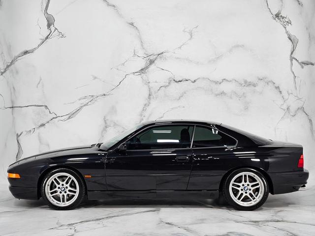 Photo of 1995 Black BMW 850